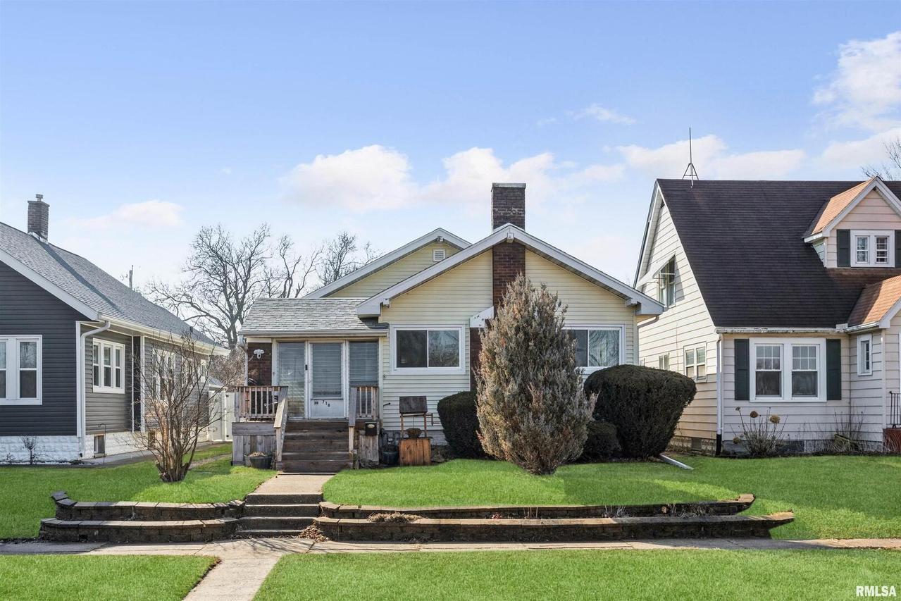 718 23rd Ave., East Moline, IL 61244