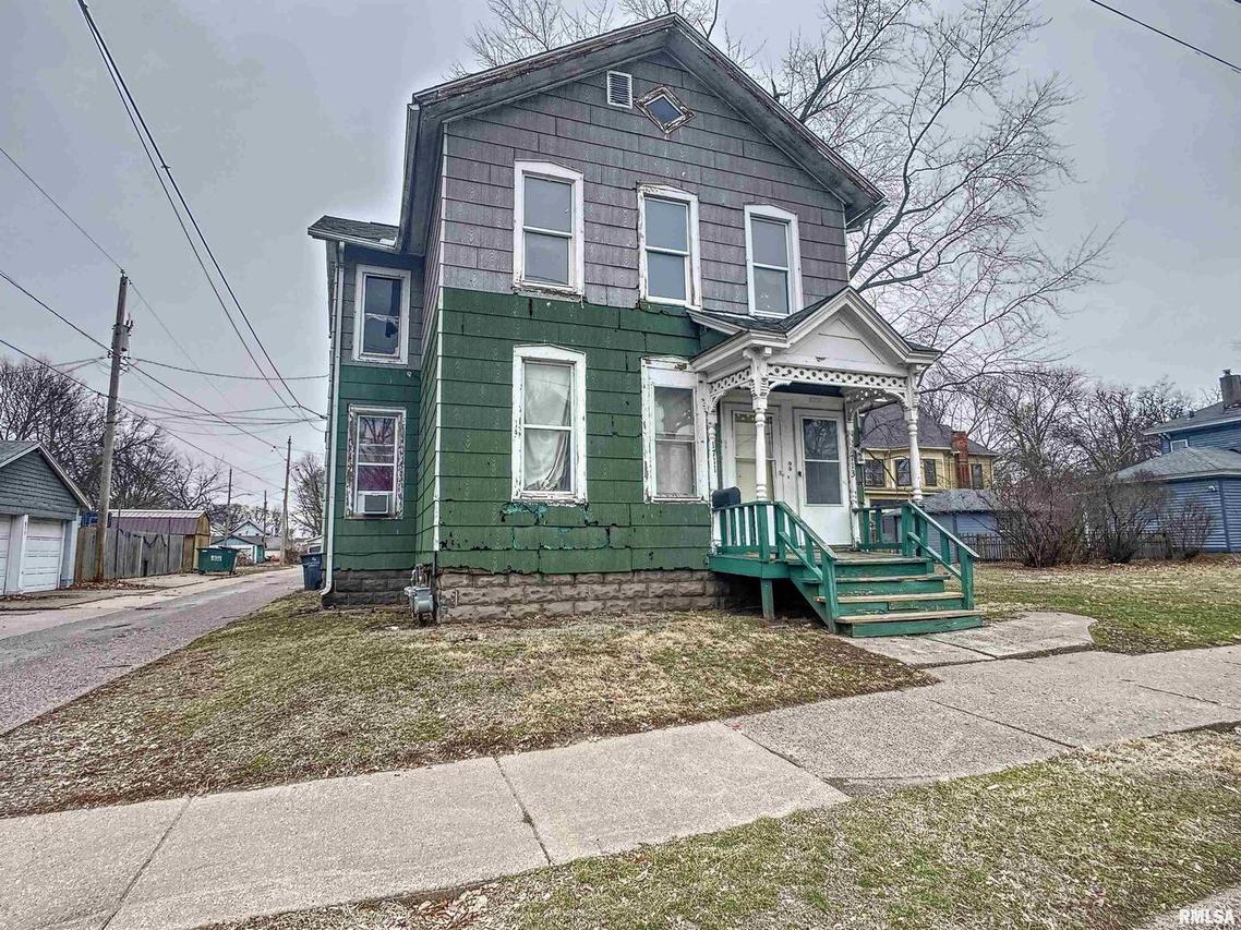 1711-1713 9th Ave., Rock Island, IL 61201