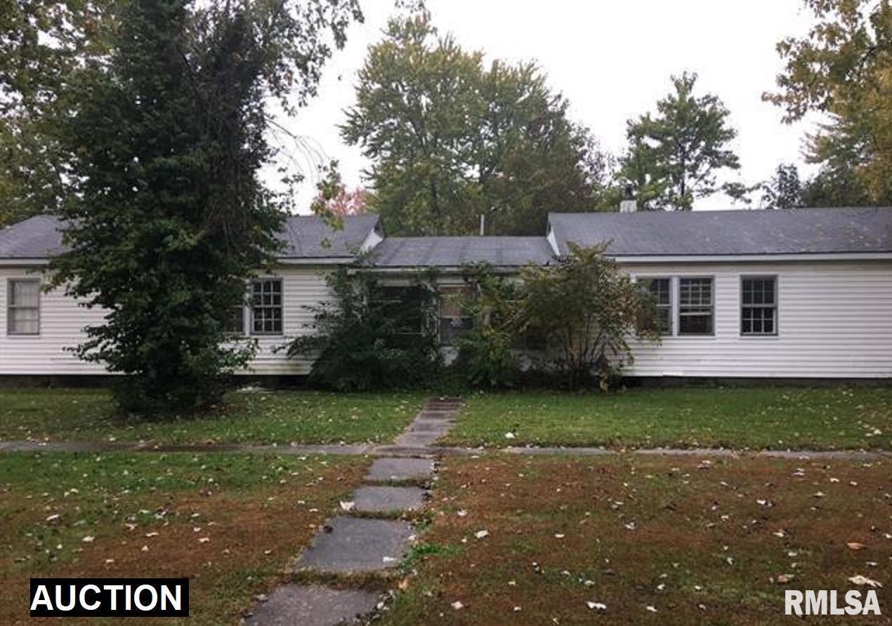 17 Orchard Dr., Herrin, IL 62948