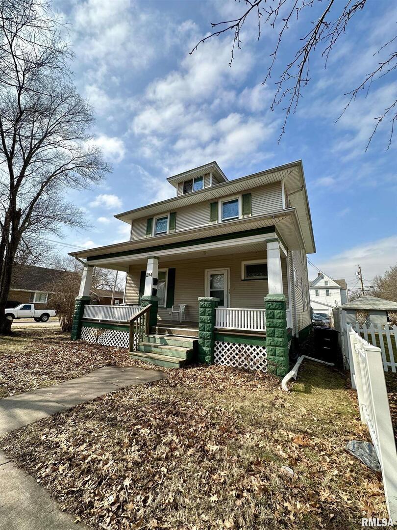 1154 39th St., Rock Island, IL 61201