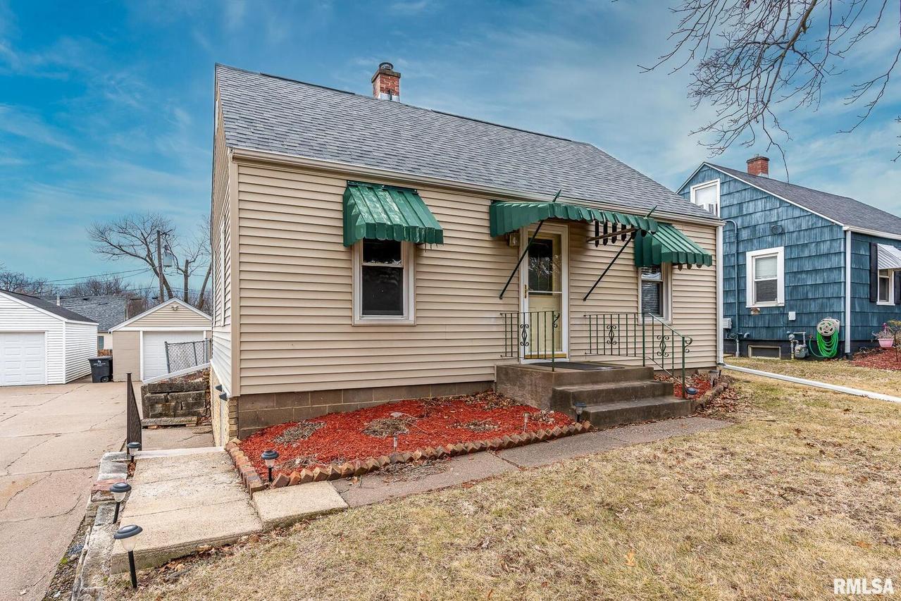 4216 30th St., Rock Island, IL 61201