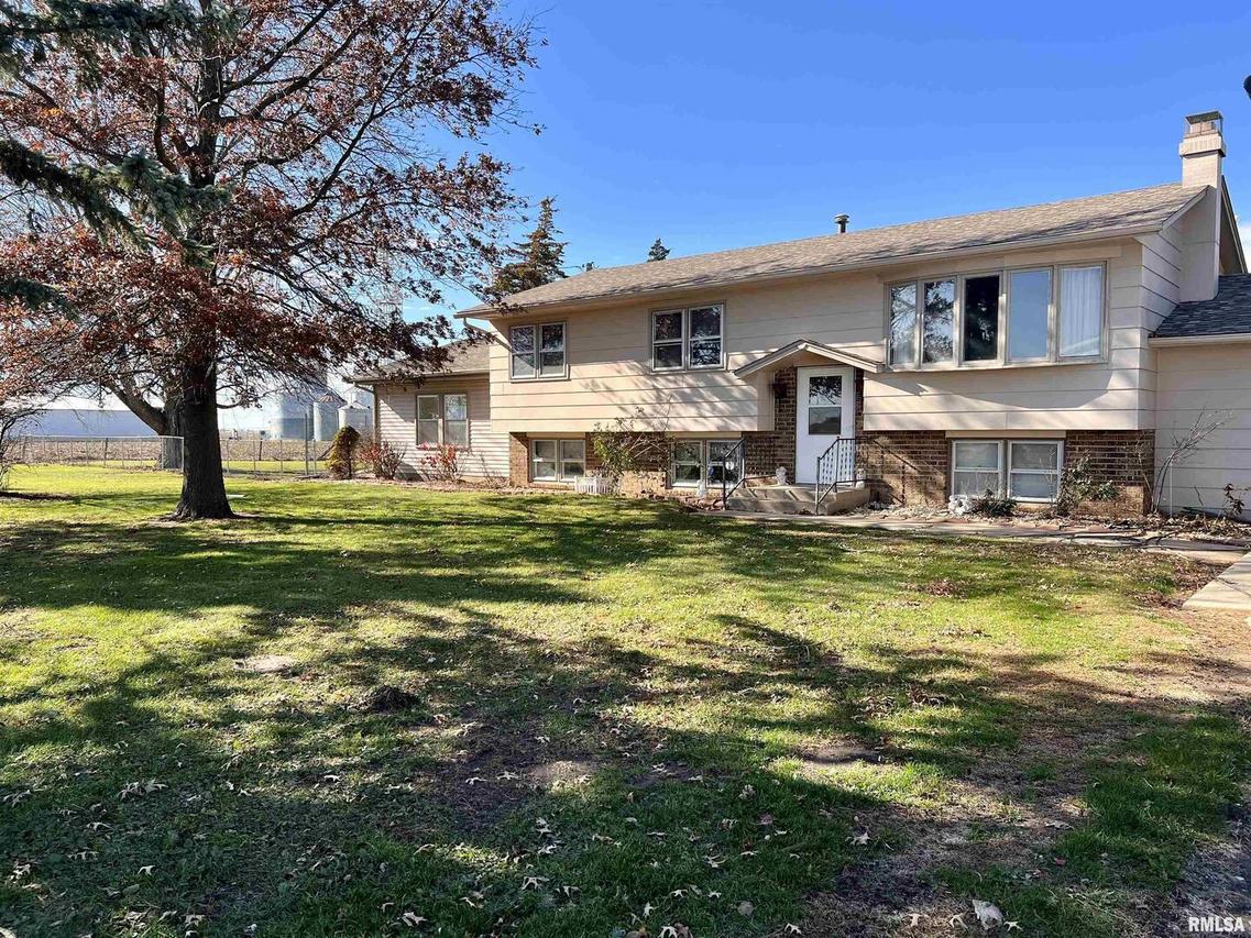 26322 Ridge Rd., Geneseo, IL 61254