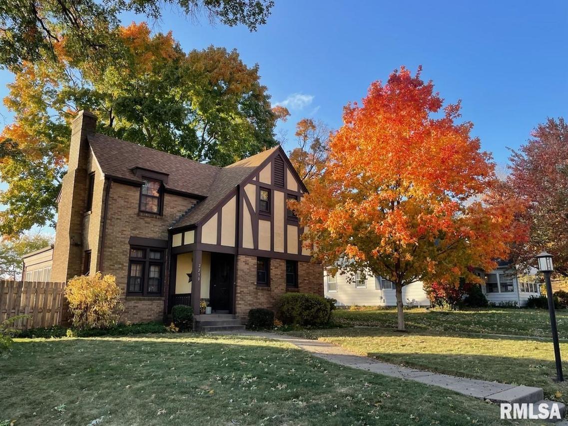 2230 14th St., Rock Island, IL 61201