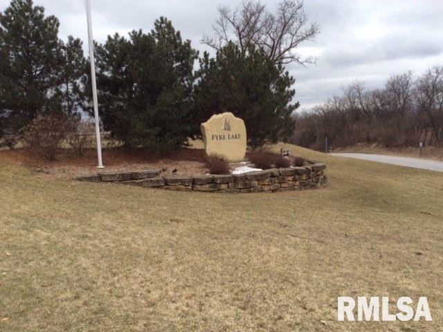 318 Ridgeview Dr., Sherrard, IL 61281