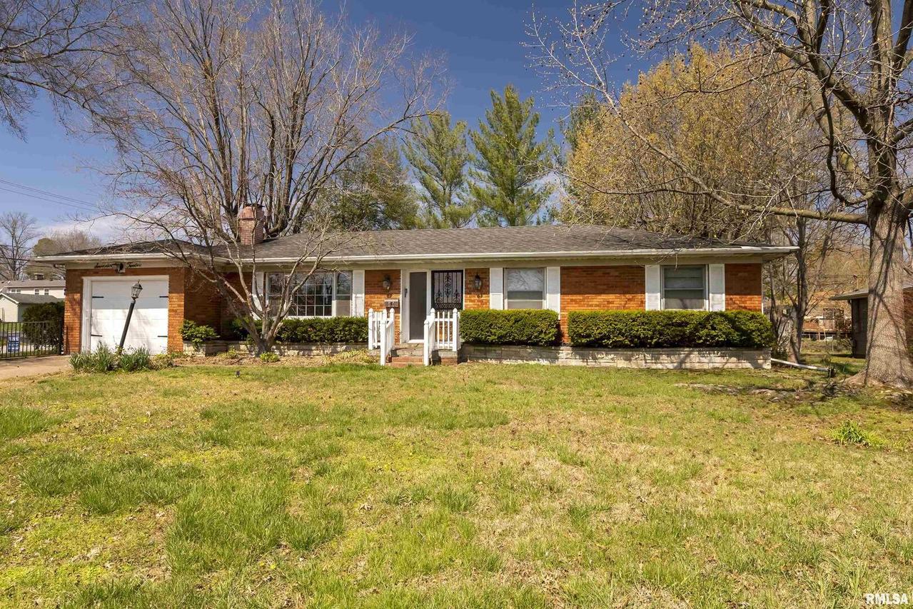 1712 Carol Dr., Marion, IL 62959