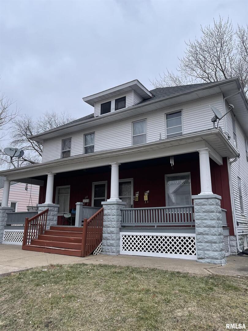 1229-1231 1/2 15th St., Rock Island, IL 61201