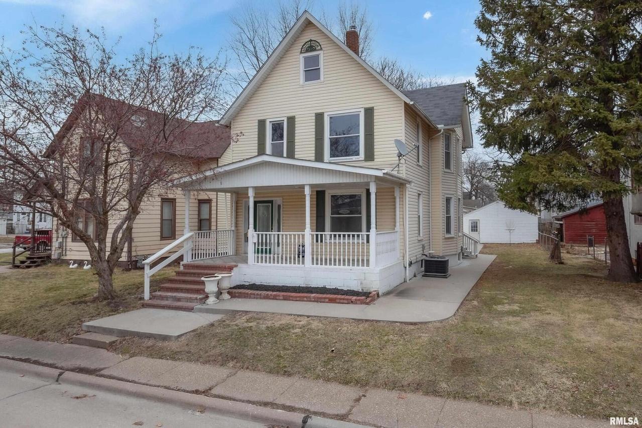 1408 12th St., Moline, IL 61265