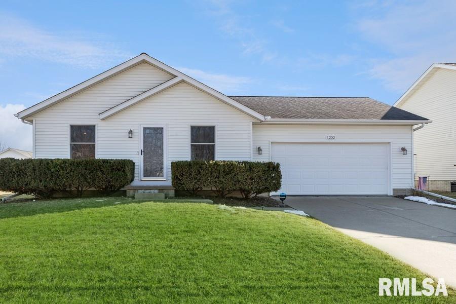 1202 17th Ave., Silvis, IL 61282