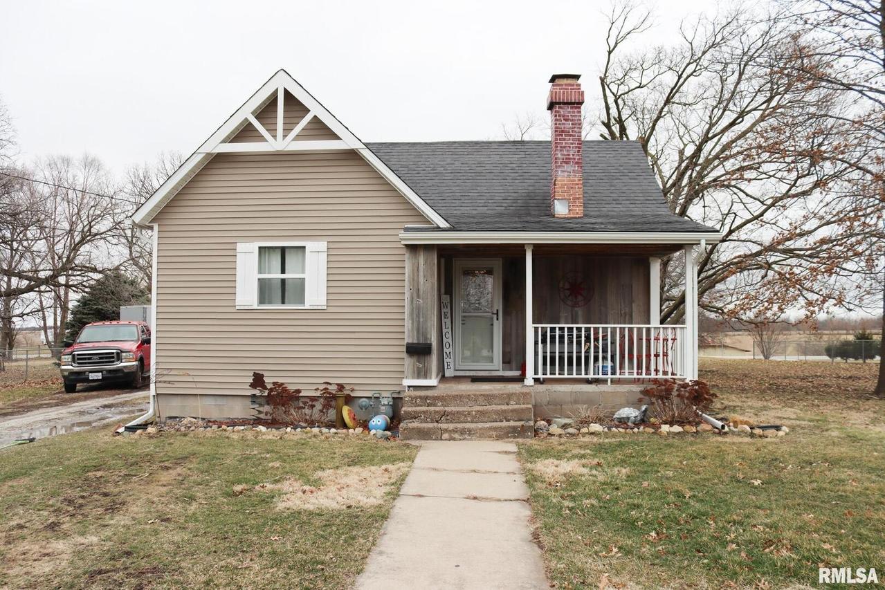 308 N Poplar St., Cambridge, IL 61238