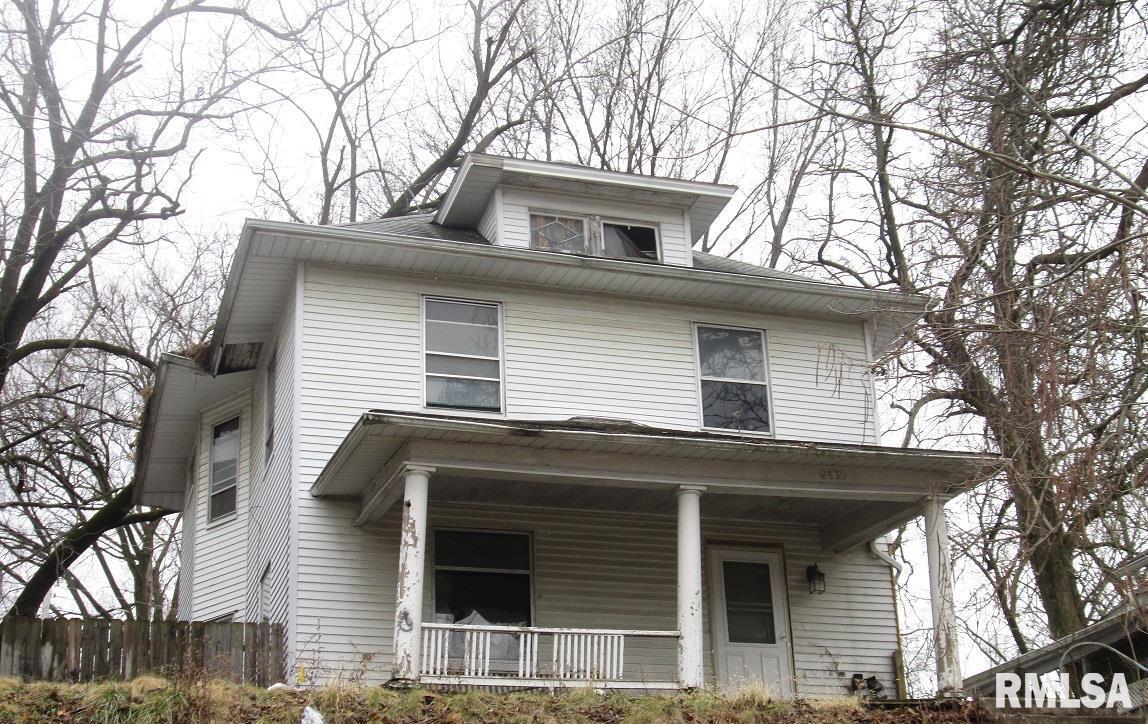 2830 8th Ave., Rock Island, IL 61201