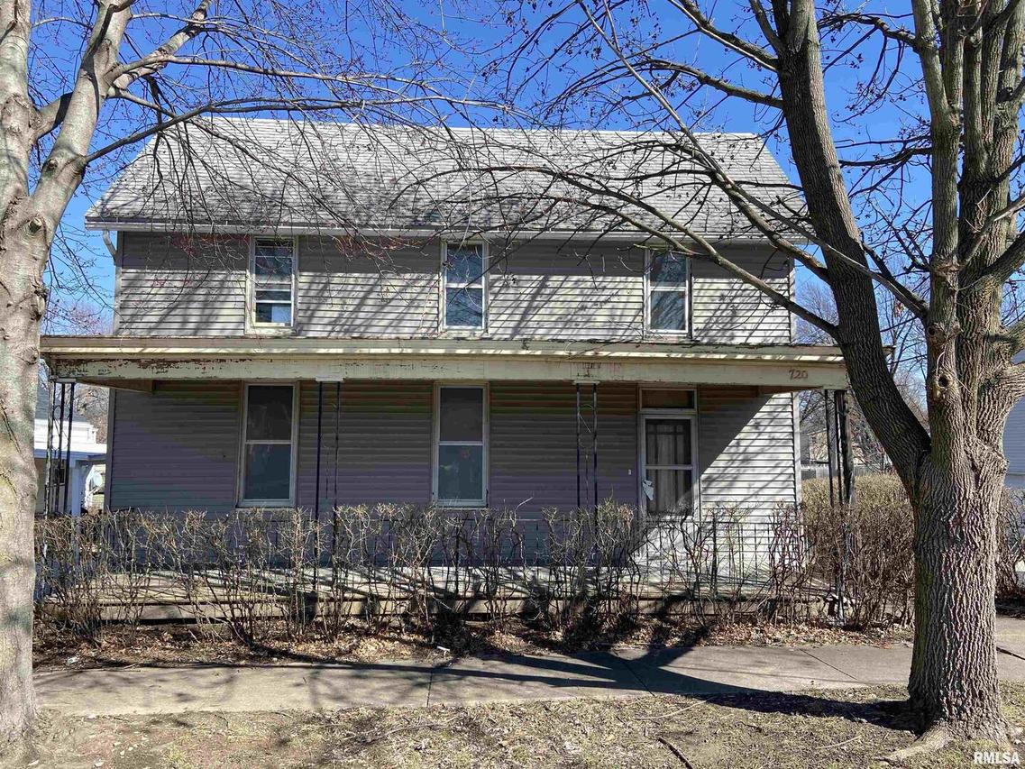 720 N 15th St., Quincy, IL 62301