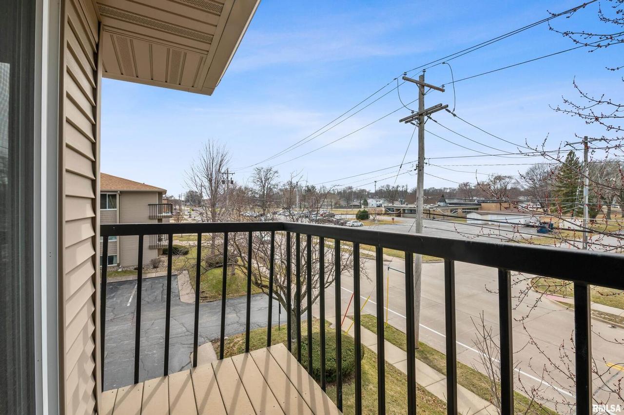 1808 53rd St., Moline, IL 61265