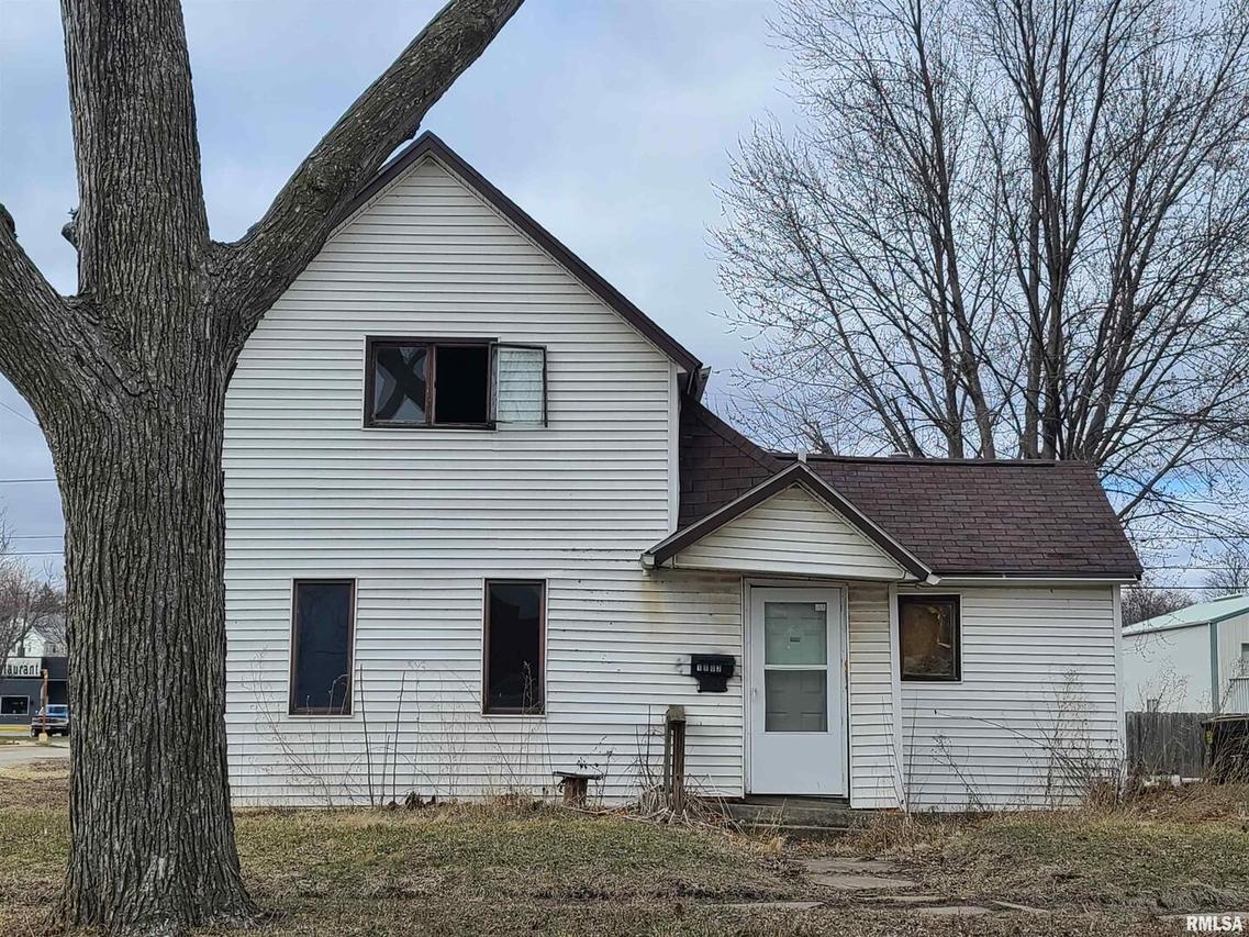 1003 15th Ave., Fulton, IL 61252