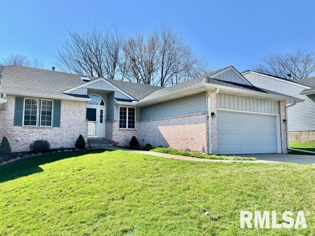 4841 6th Street Ct., East Moline, IL 61244