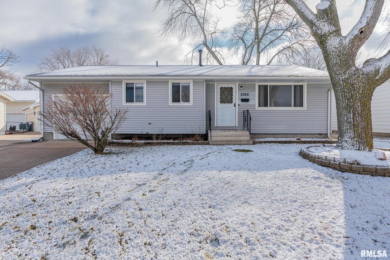 3546 Kennedy Dr., East Moline, IL 61244