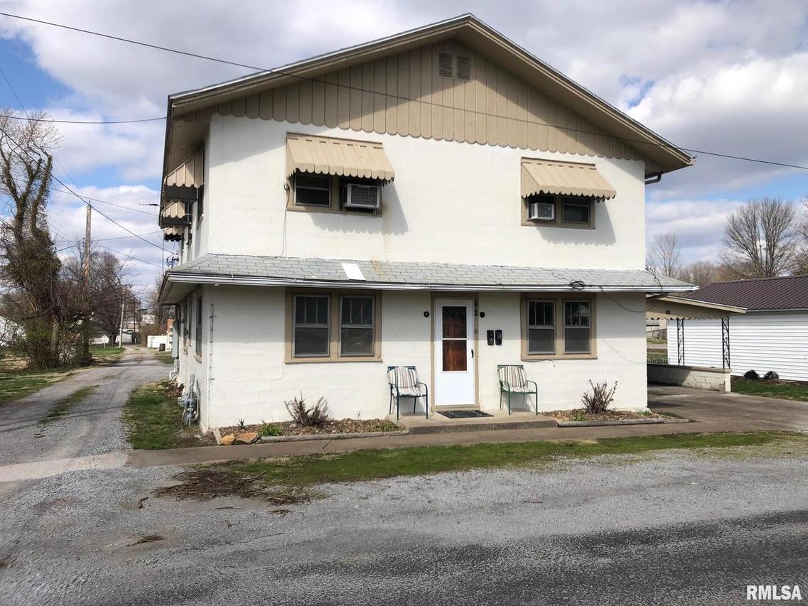 709 E Poplar St., Herrin, IL 62948