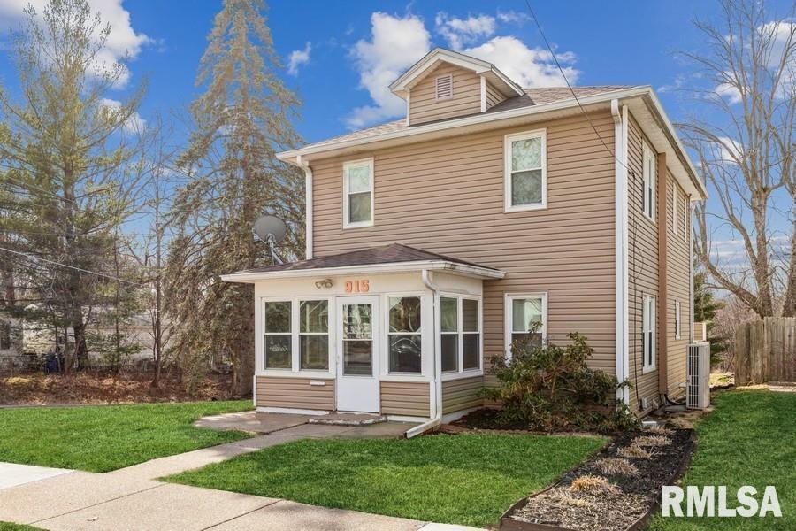 915 29th St., Moline, IL 61265