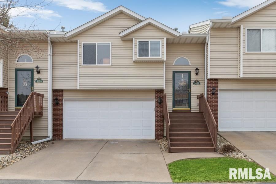 3657 Kennedy Dr. #2, East Moline, IL 61244