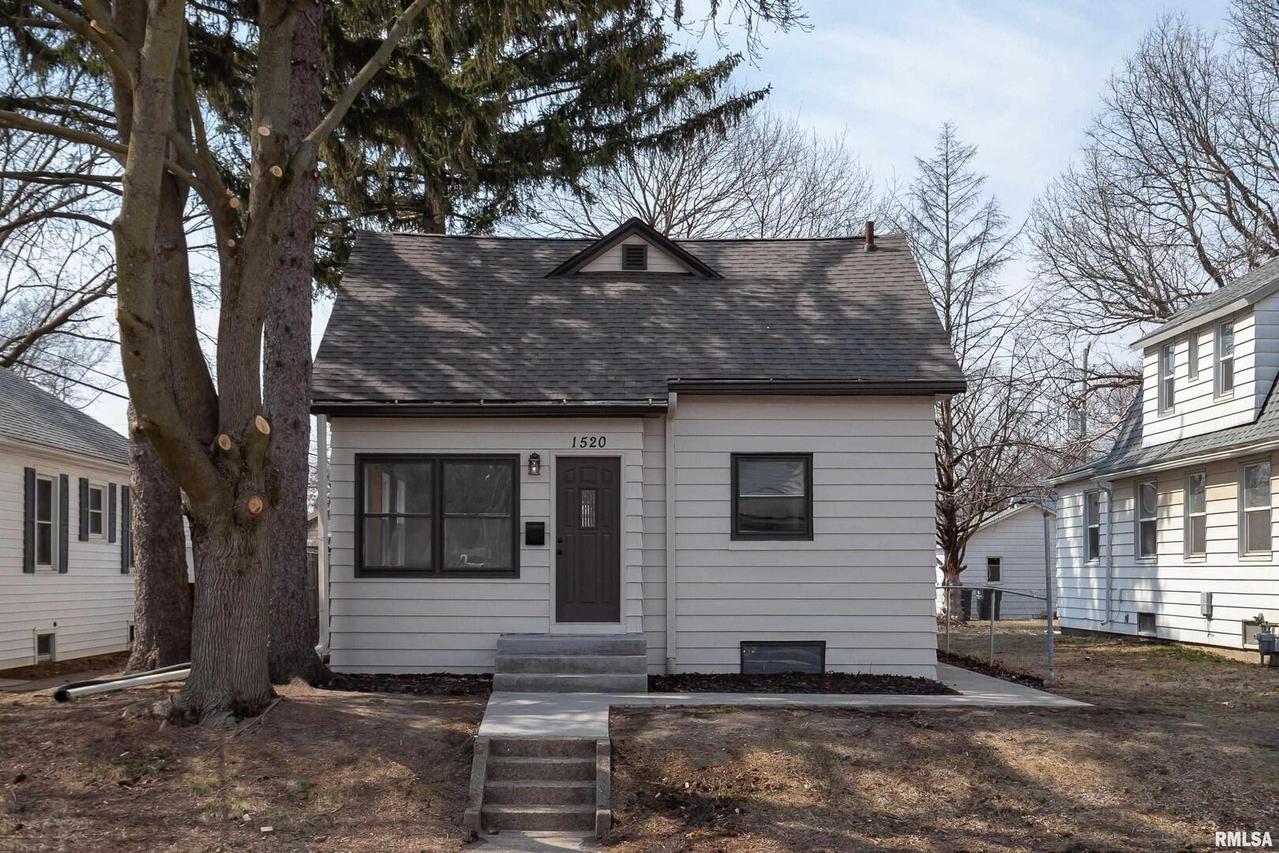 1520 44th St., Rock Island, IL 61201