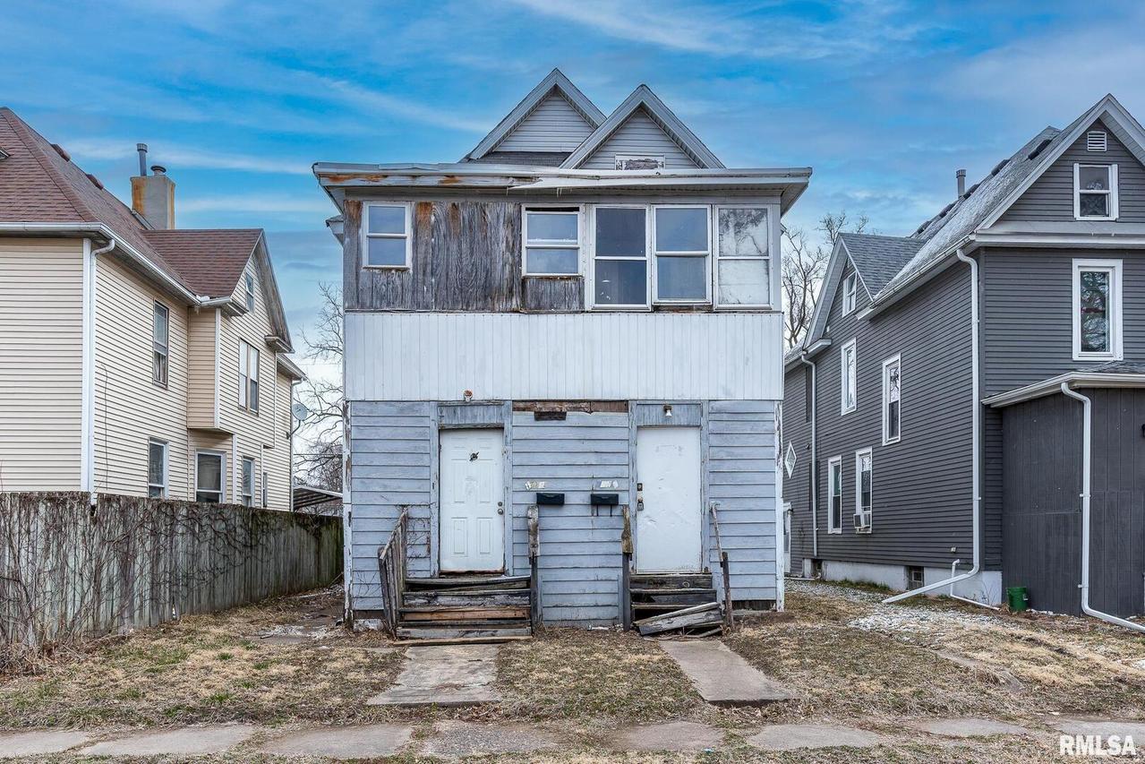 1225 14 1/2th St. #2, Rock Island, IL 61201