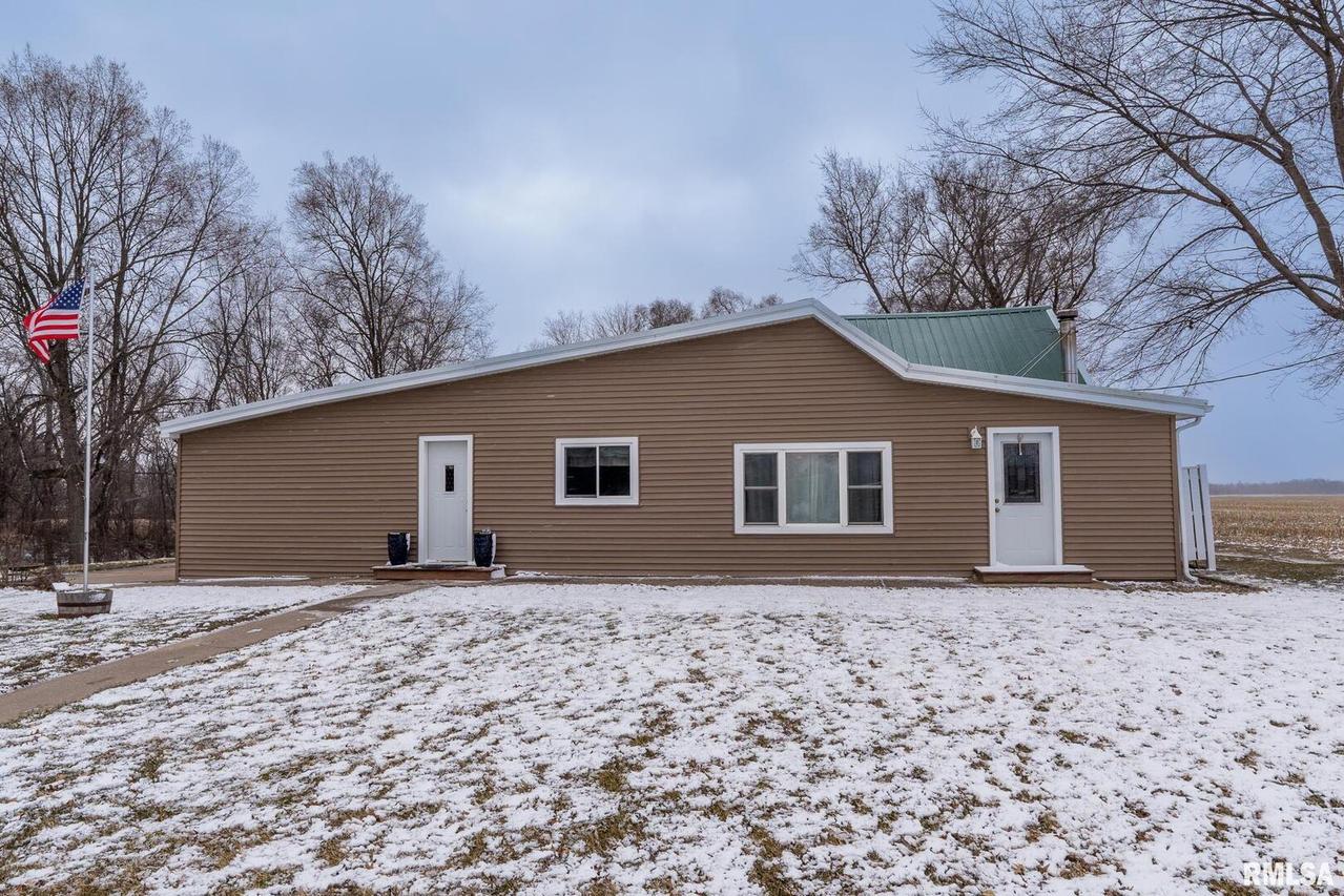 11823 W 242nd St., Illinois City, IL 61259