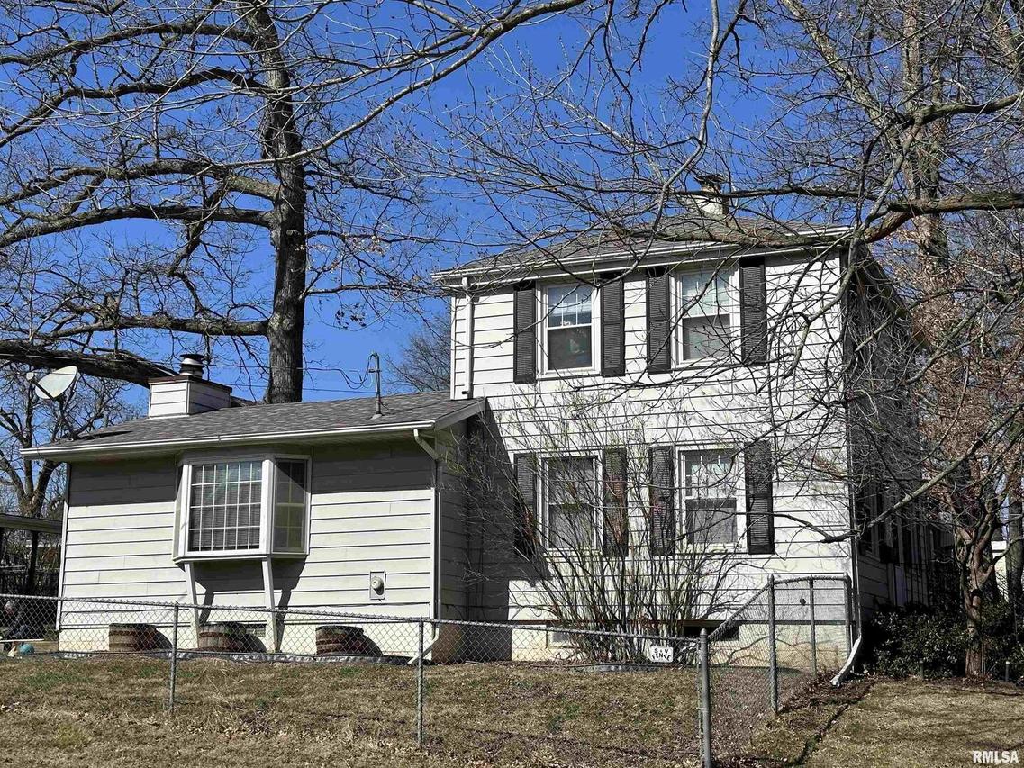 2352 26th St., Rock Island, IL 61201