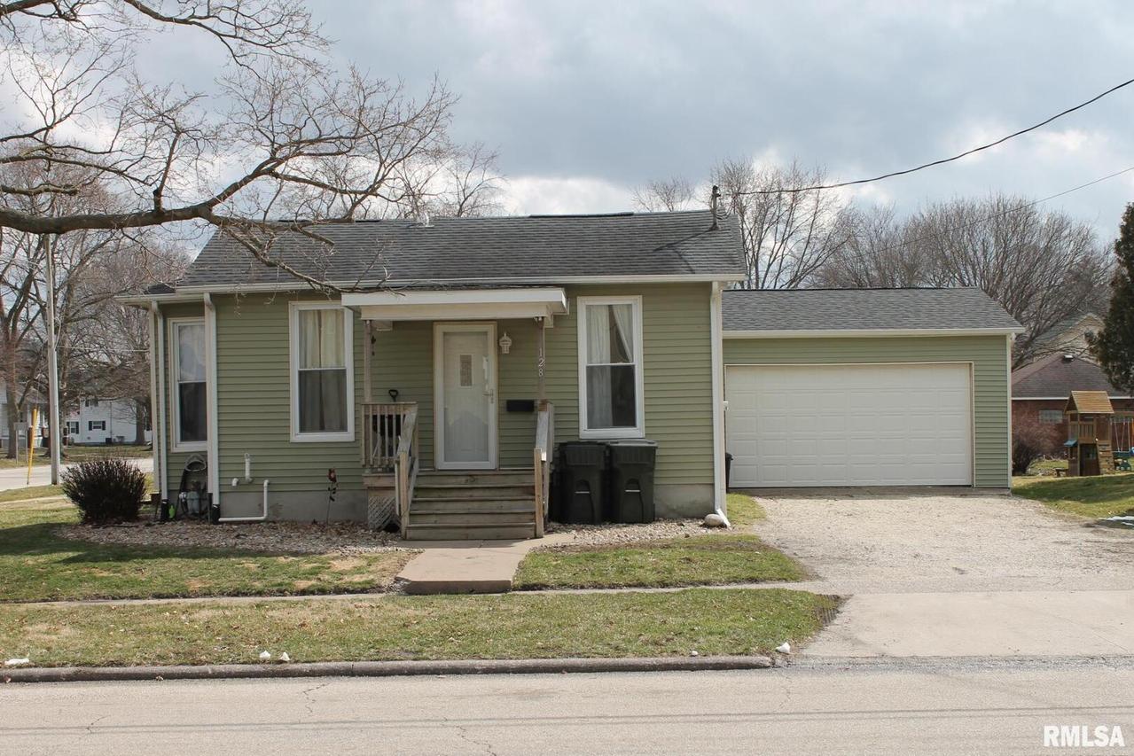 128 E North St., Geneseo, IL 61254