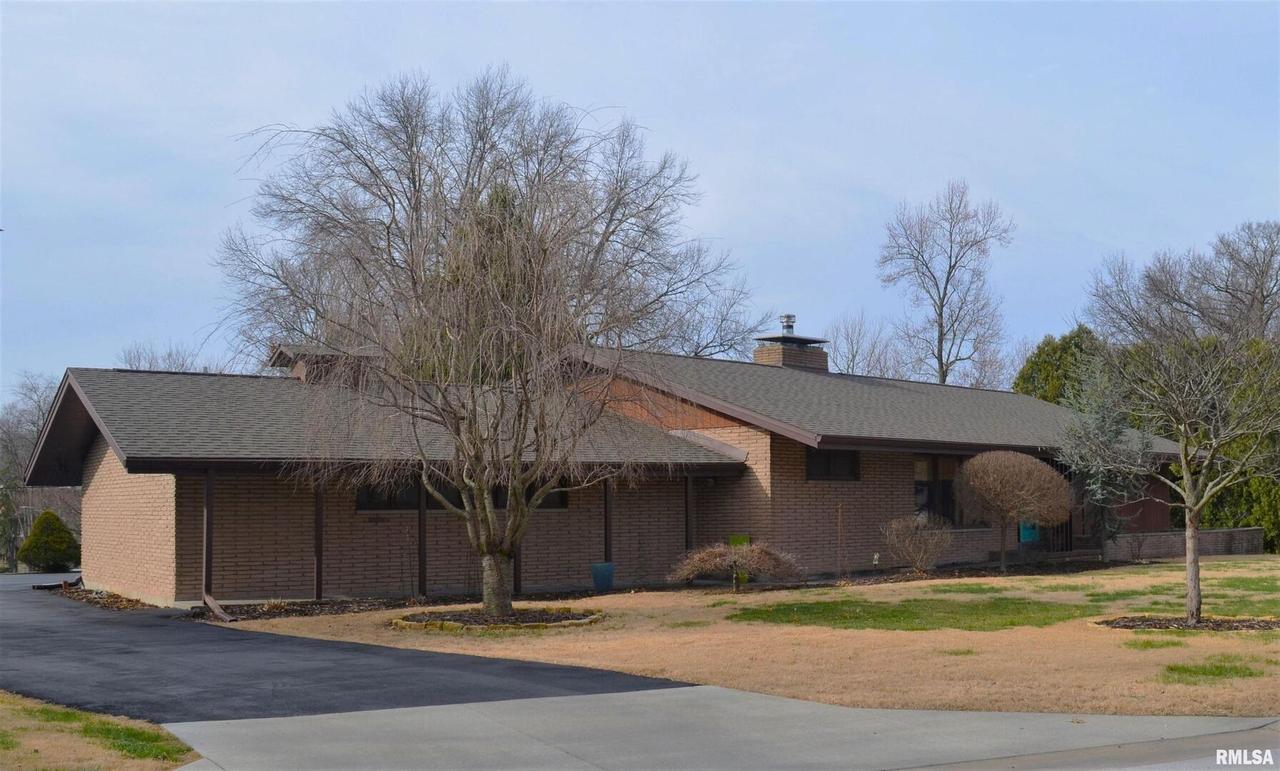 324 Lincoln Hill Nw St., Quincy, IL 62301