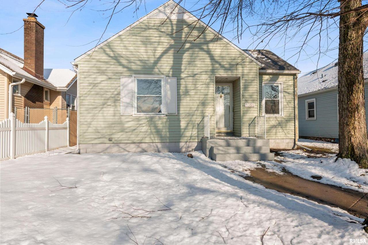 1861 40th St., Rock Island, IL 61201