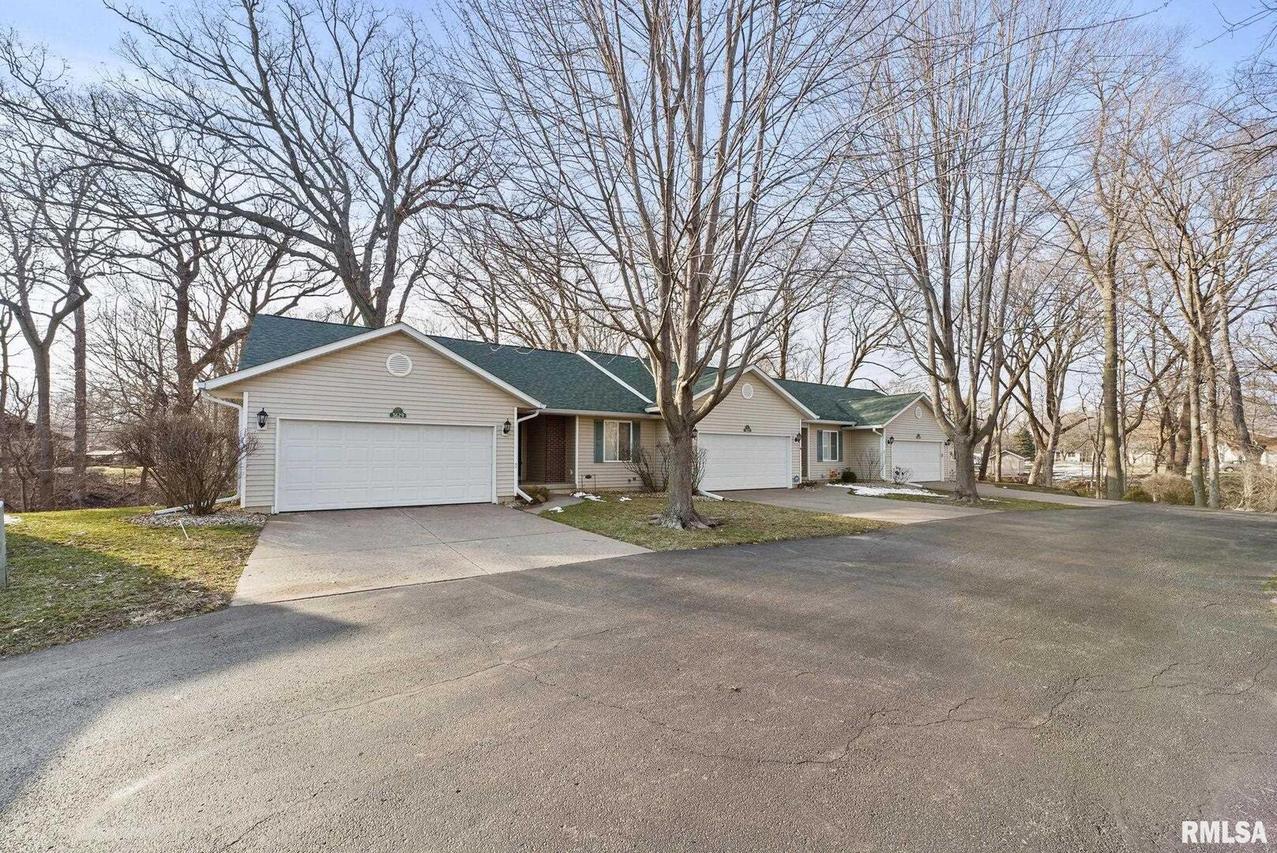 3629 Kennedy Dr., East Moline, IL 61265