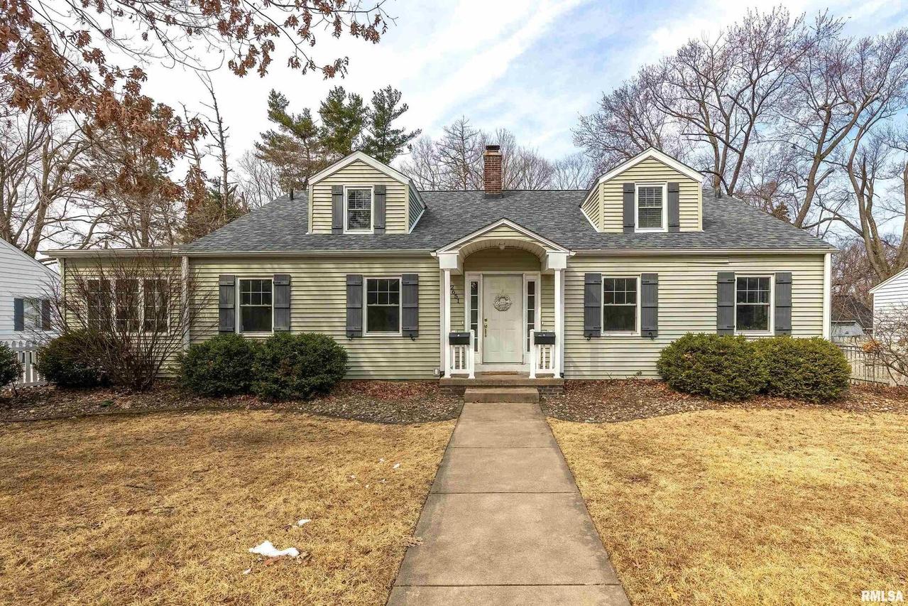 2651 12th St., Moline, IL 61265