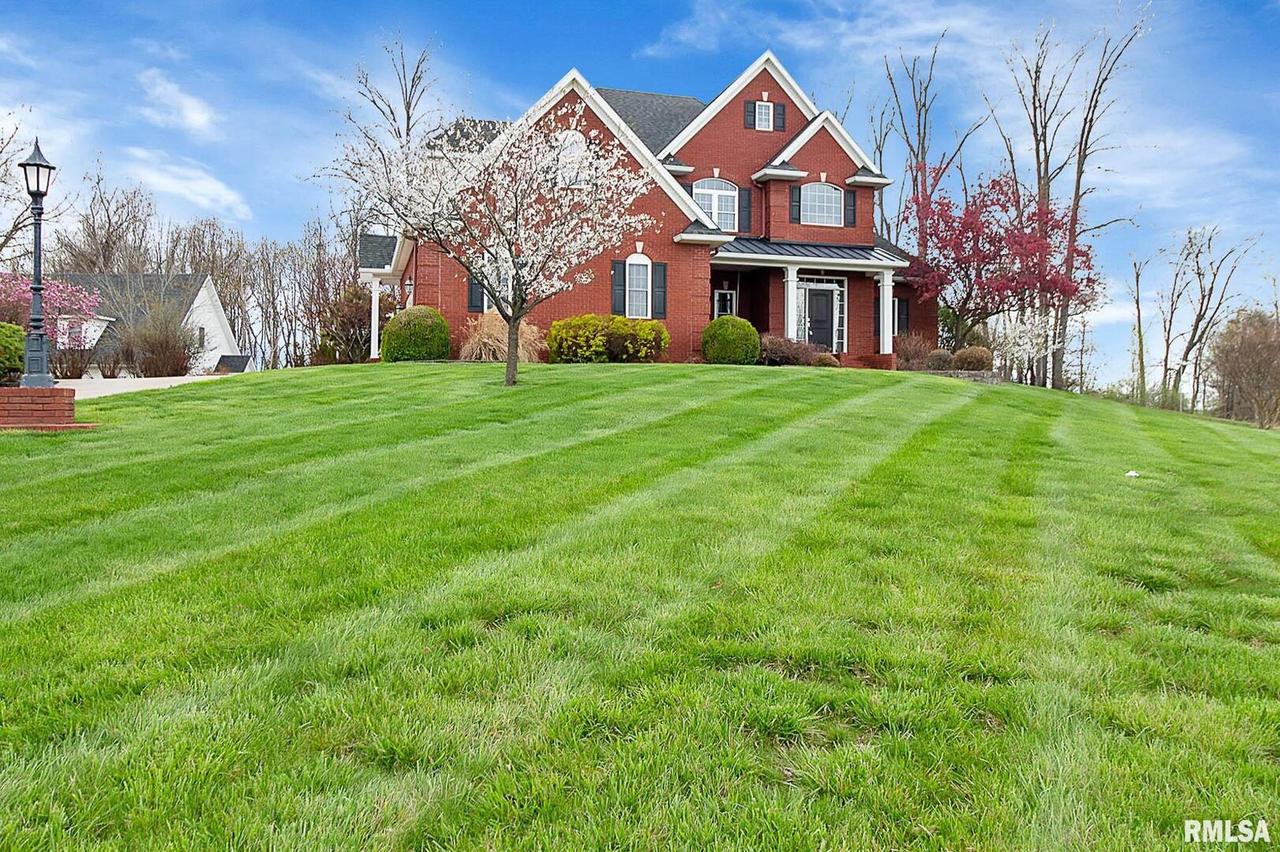 704 Grace Ln., Carterville, IL 62918