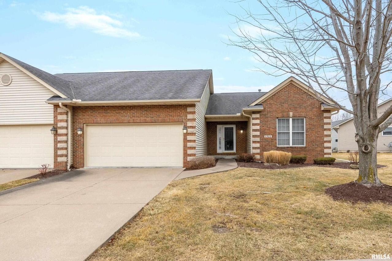 1322 33rd Avenue Cir., Silvis, IL 61282