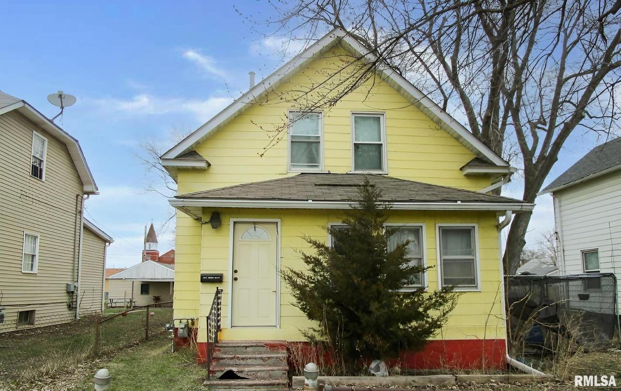 1515 Morton Dr., East Moline, IL 61244