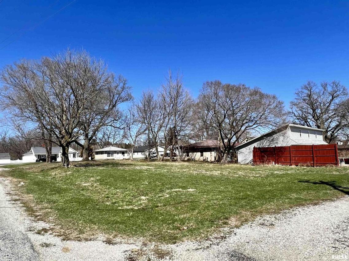 210 6th Ave., Matherville, IL 61263