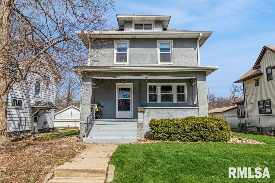 1049 25th Avenue Ct., Moline, IL