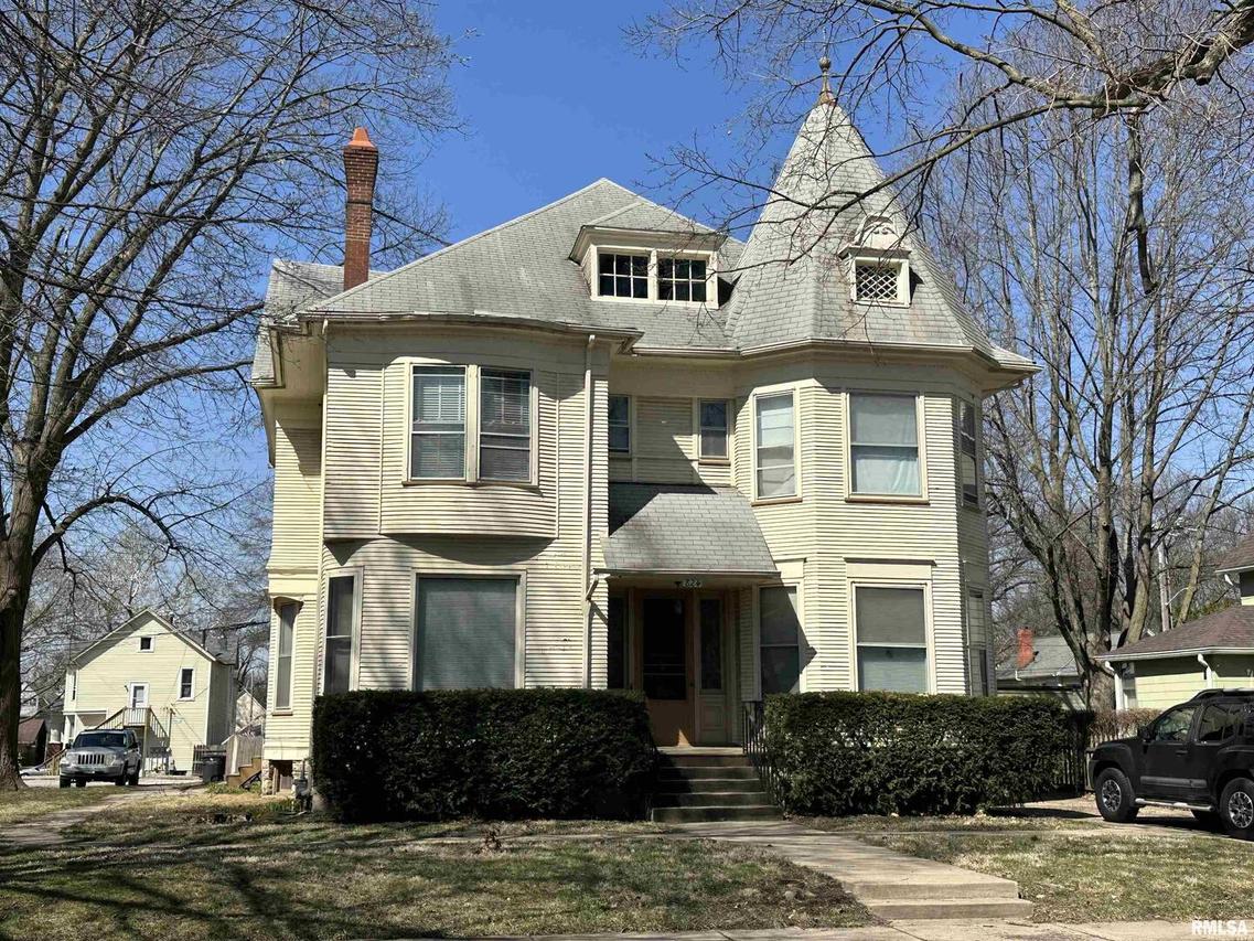 824 23rd St., Rock Island, IL 61201