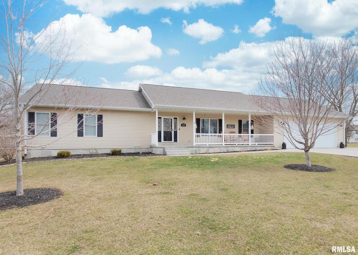 507 N 4th Ave., Albany, IL 61230