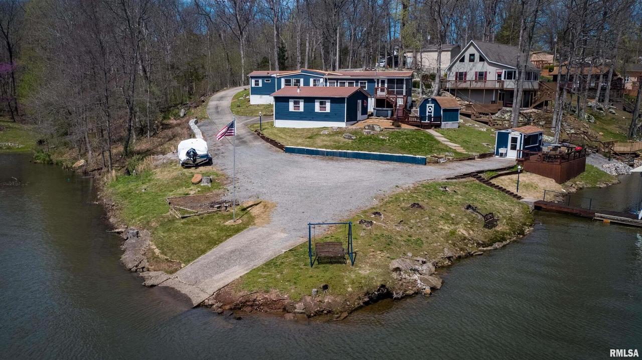 1290 Egyptian Hills Dr., Creal Springs, IL 62922