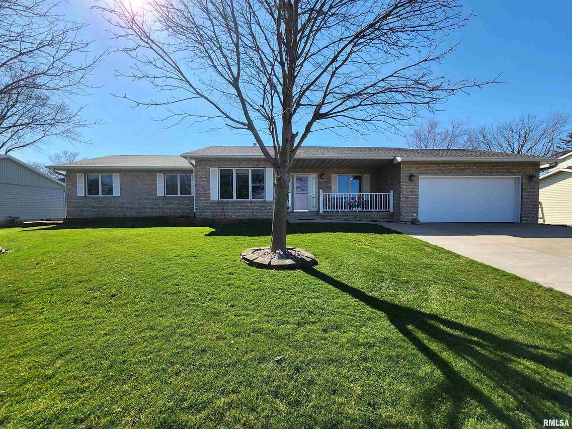 906 13th St., Orion, IL 61273