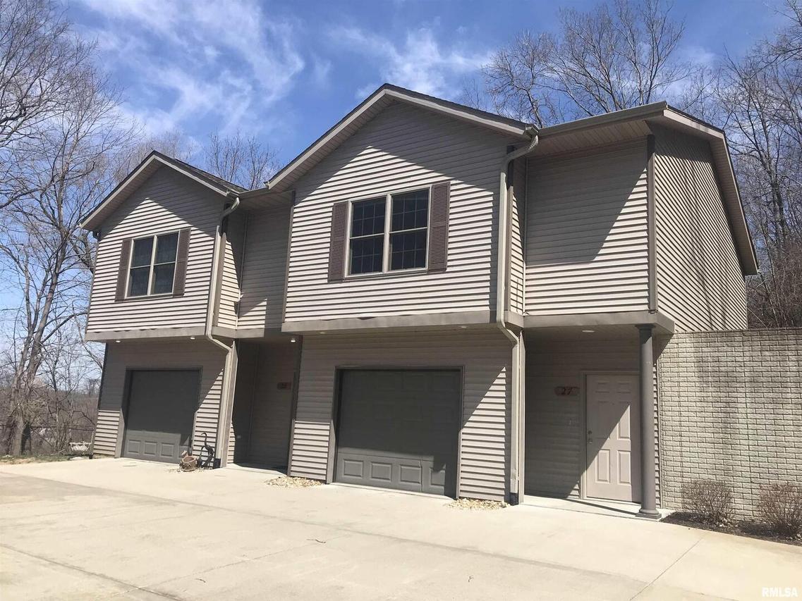 27 Cherry Hill Ct. #27 & 28, Hampton, IL 61256