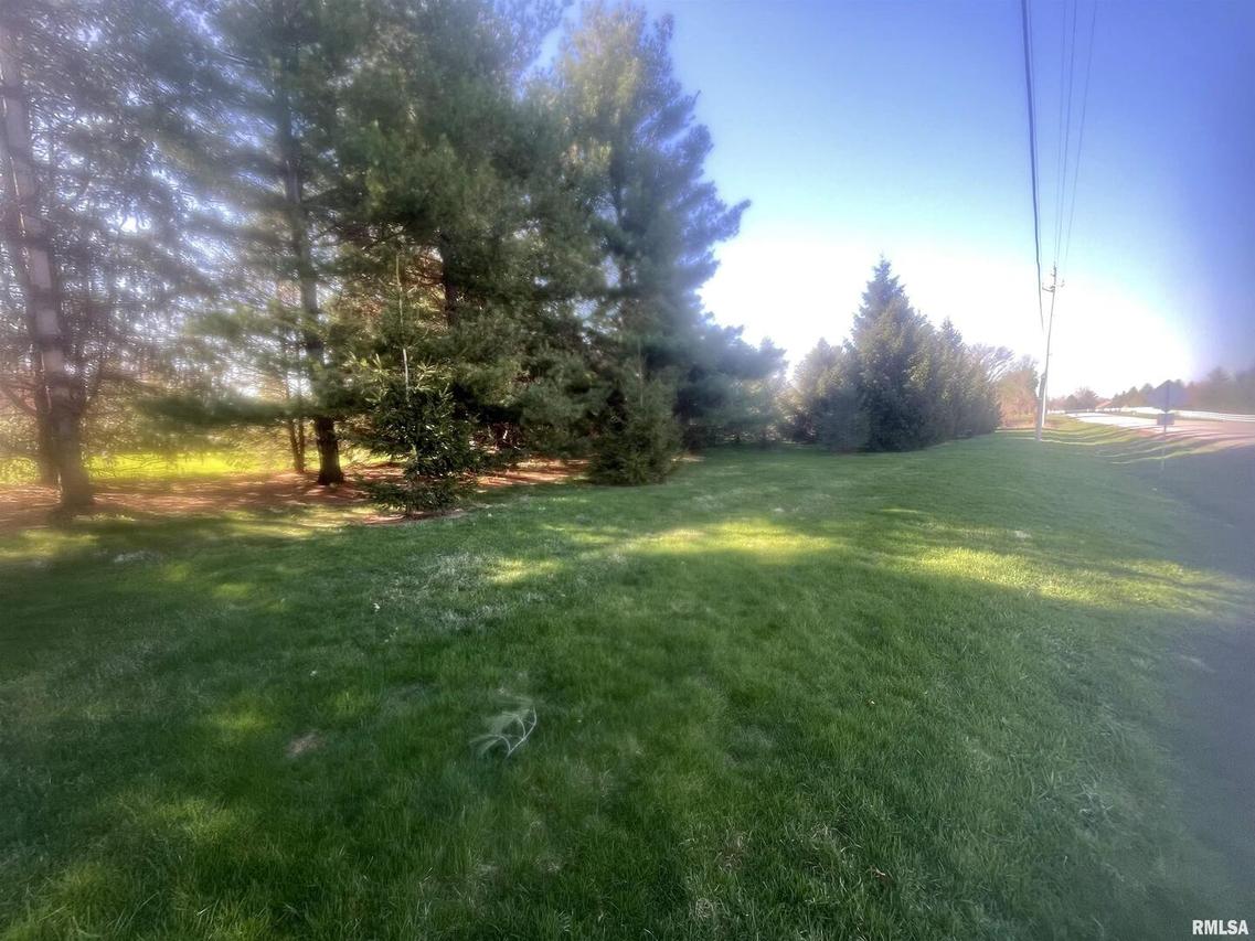 9819 Turkey Hollow Rd., Taylor Ridge, IL 61284