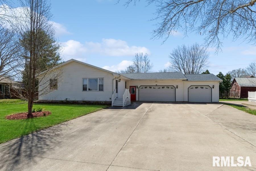 106 E Edwards St., Joy, IL 61260