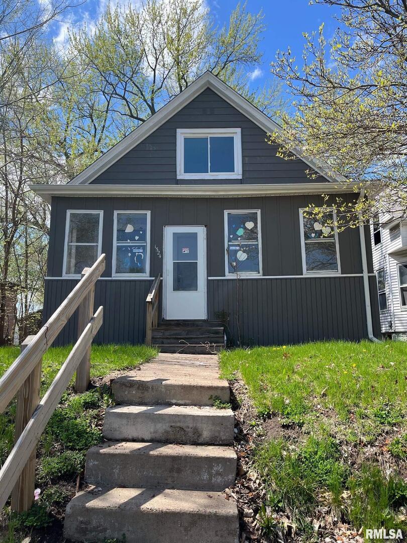 1524 12th St., Rock Island, IL