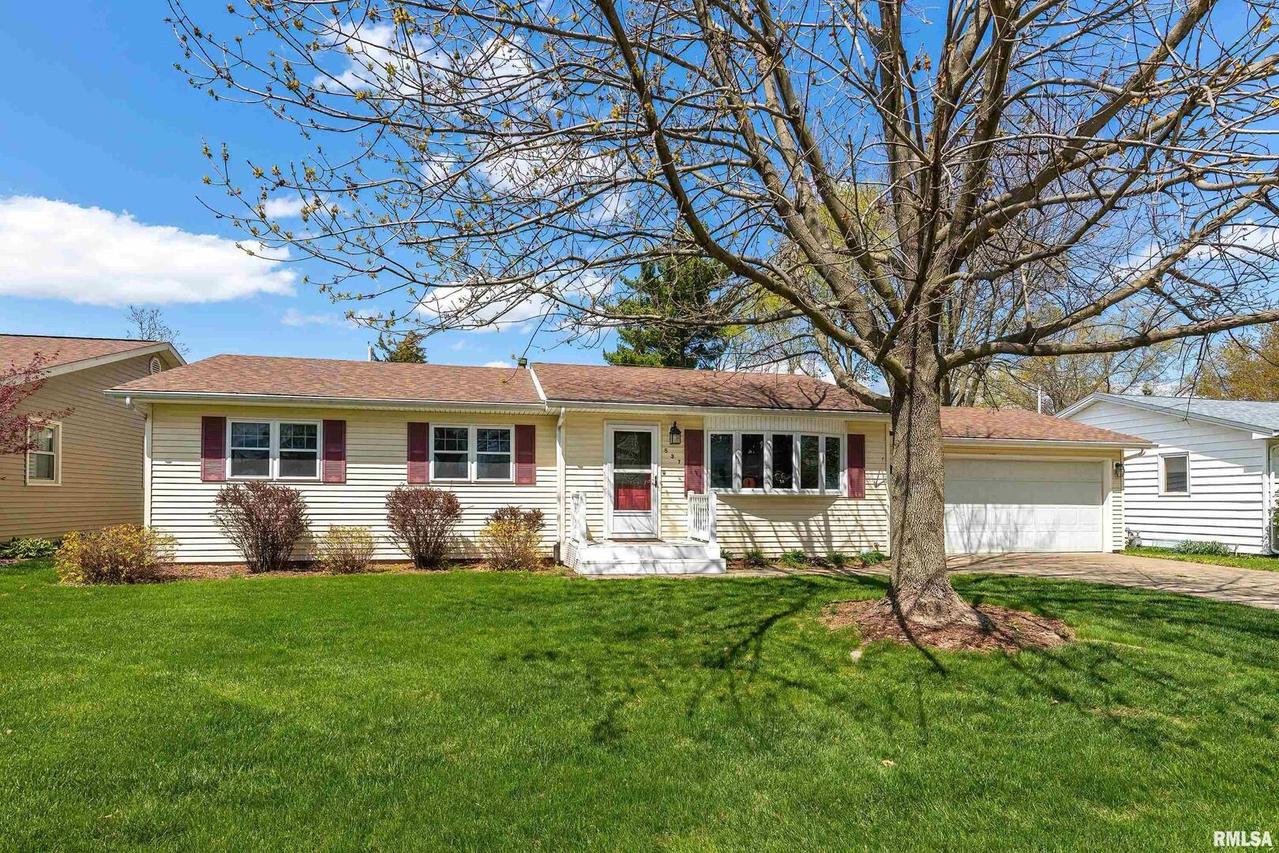 537 41st Ave., East Moline, IL 61244