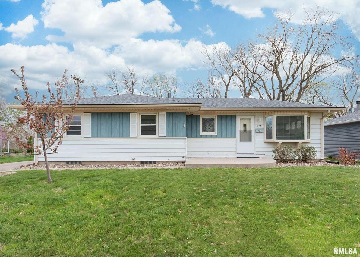 221 12th Ave., Milan, IL 61264