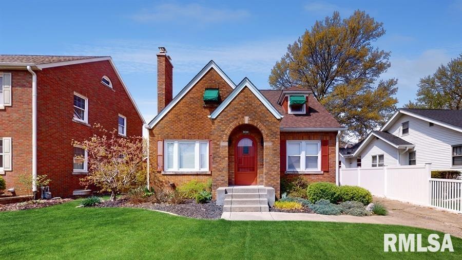 2016 37th St., Rock Island, IL 61201