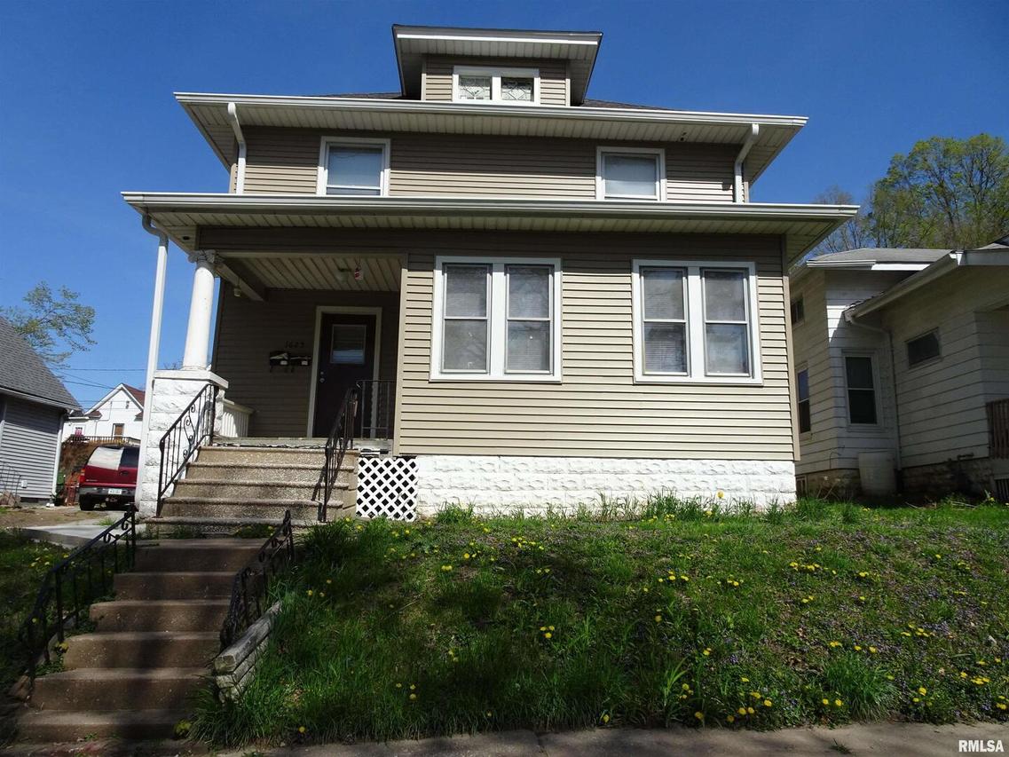 1625 14 1/2th St., Rock Island, IL 61201
