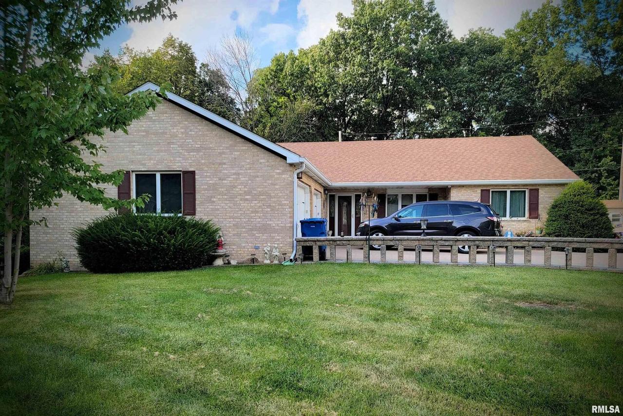 913 11th Avenue C Ct., Silvis, IL 61282