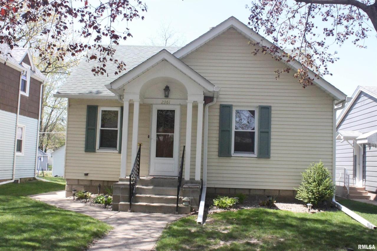 2361 28th St., Moline, IL 61265